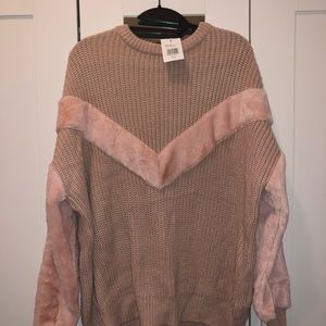 Brand new Guess sweather